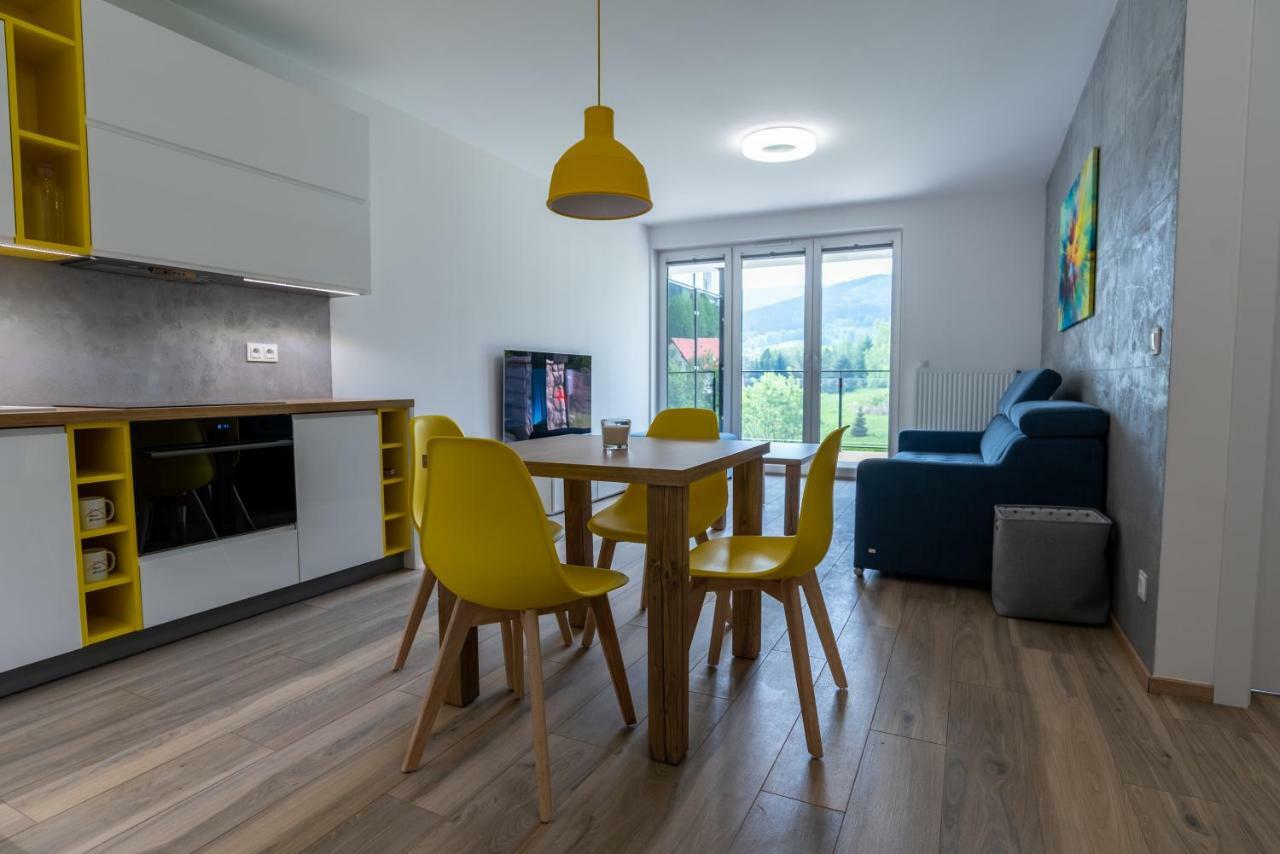 Apartamenty Amira W Kompleksie Apartamenty Piano Свєрадув-Здруй Екстер'єр фото
