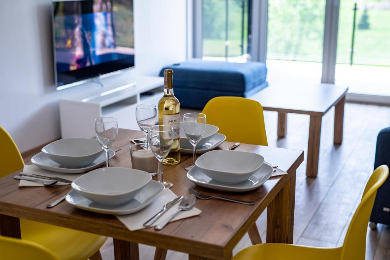 Apartamenty Amira W Kompleksie Apartamenty Piano Свєрадув-Здруй Екстер'єр фото