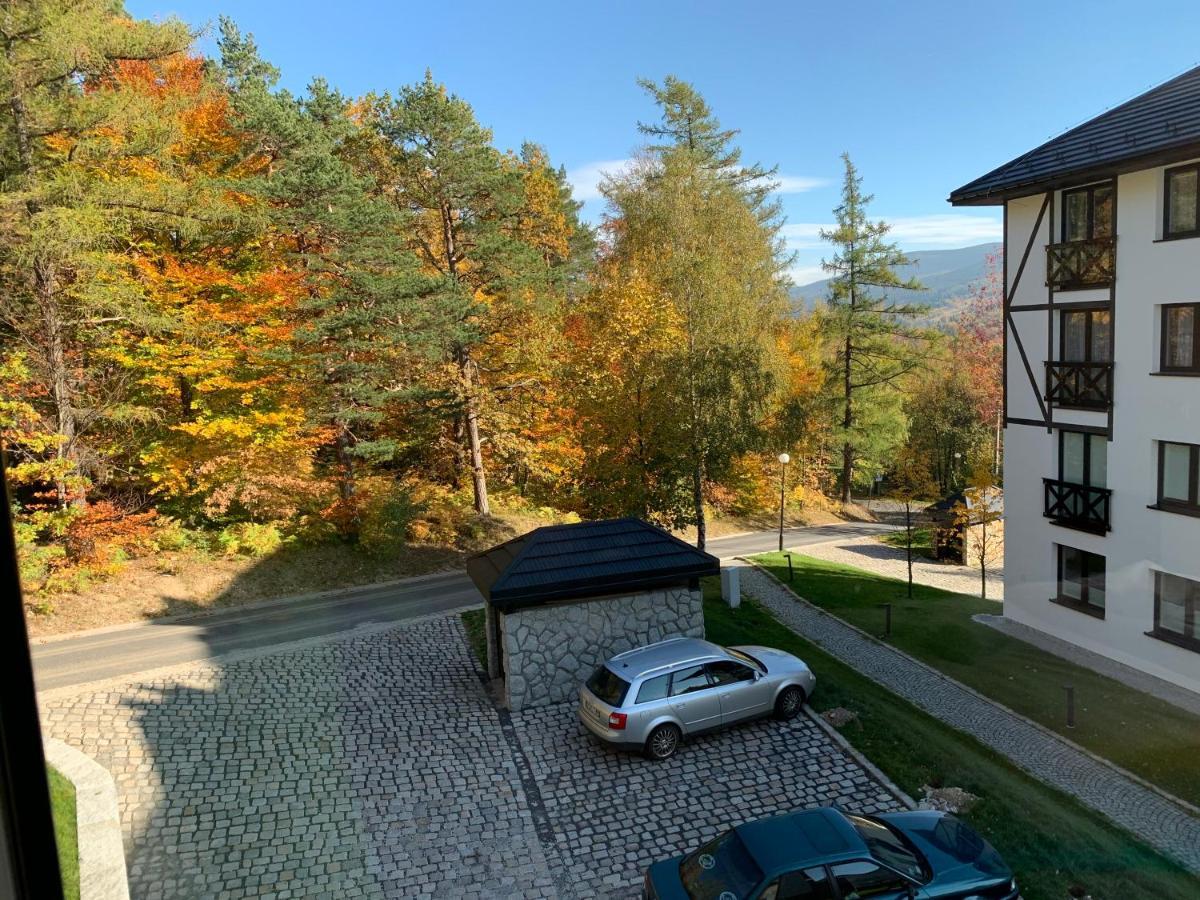 Apartamenty Amira W Kompleksie Apartamenty Piano Свєрадув-Здруй Екстер'єр фото
